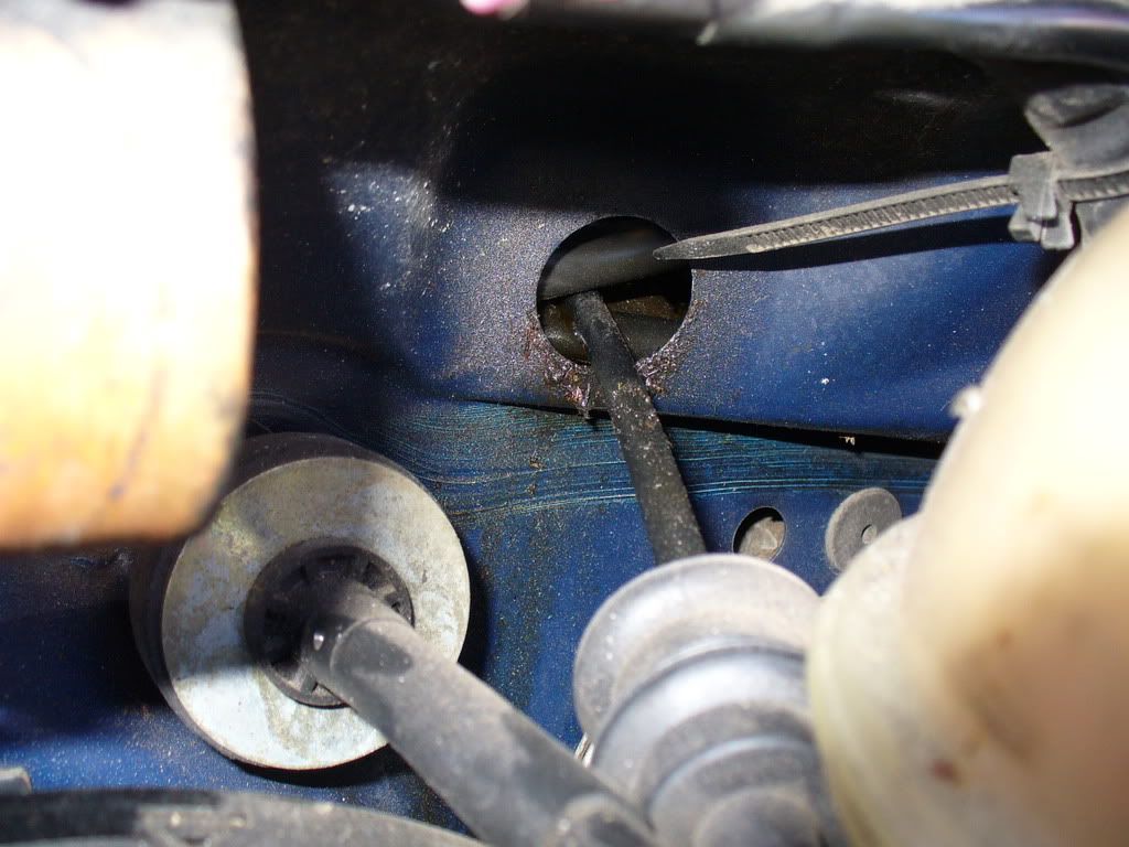 Speedometer cable leaking oil?? WTF VW Vortex Volkswagen Forum